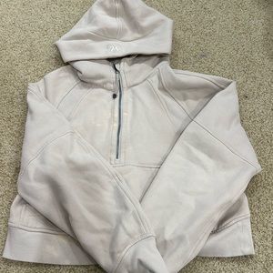 cropped hoodie